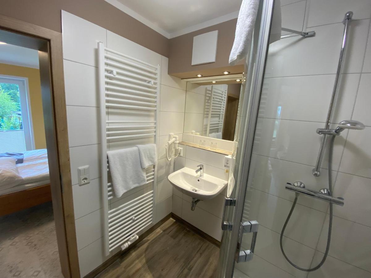 Deyelsdorf Vorsicht Hotel מראה חיצוני תמונה