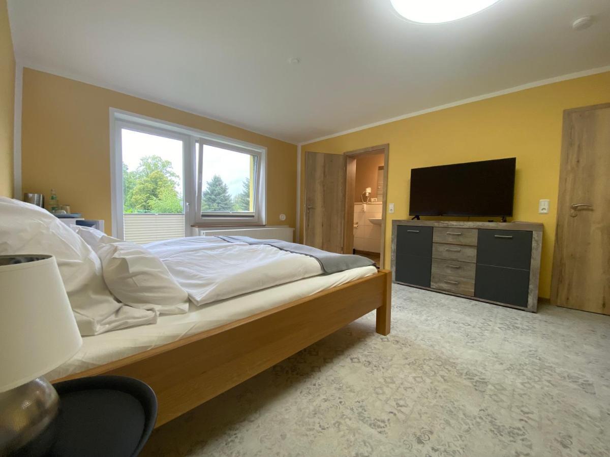 Deyelsdorf Vorsicht Hotel מראה חיצוני תמונה